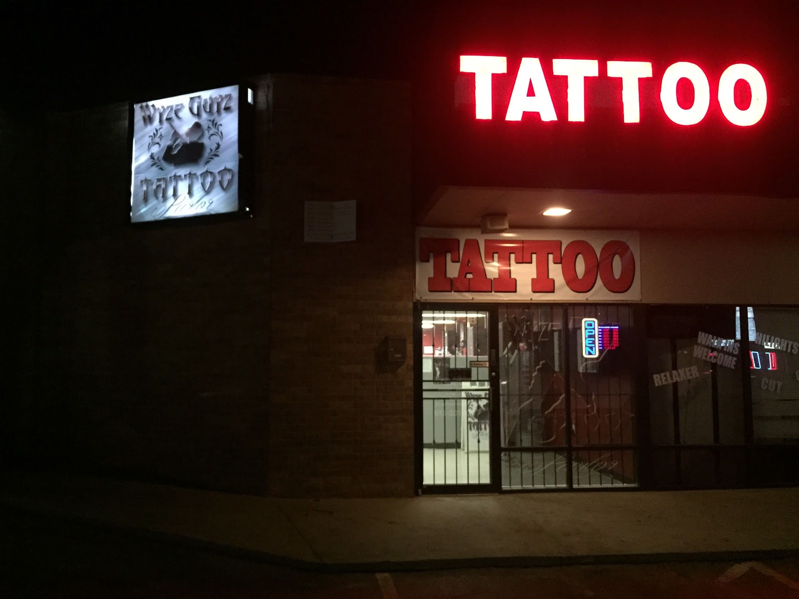 Wyze Guyz Tattoo Parlor, 3012 Lee Trevino Drive, El Paso, Reviews and